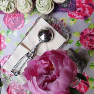 Ice cream prep Daisys Vintage Ice Cream Van